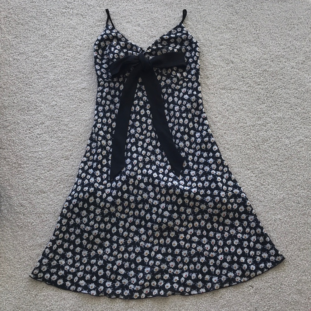 Floral flowy dress (0)